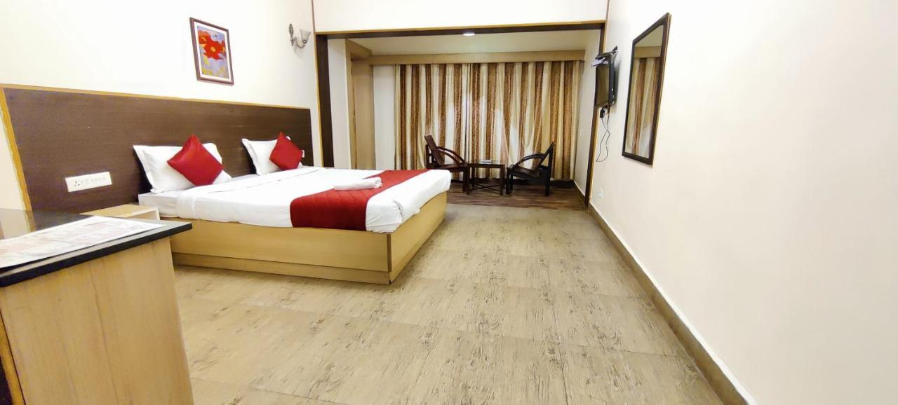 Hotel Sapphire Grand Ooty Exterior foto