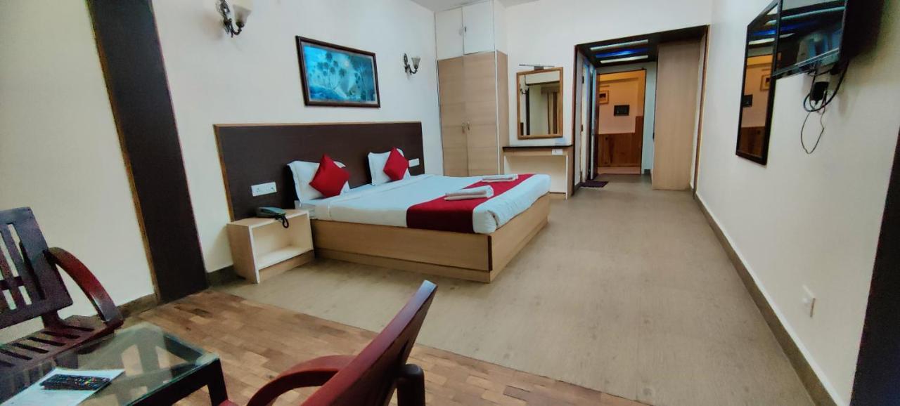 Hotel Sapphire Grand Ooty Exterior foto