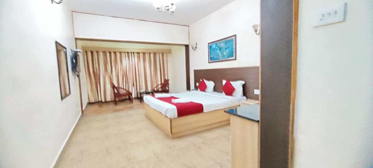 Hotel Sapphire Grand Ooty Exterior foto