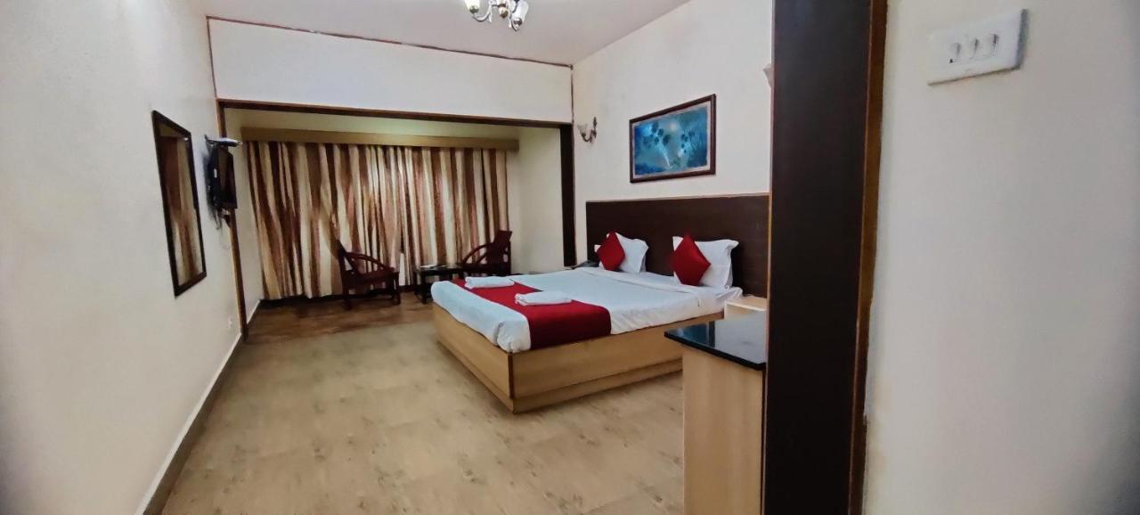Hotel Sapphire Grand Ooty Exterior foto