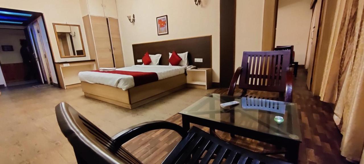 Hotel Sapphire Grand Ooty Exterior foto