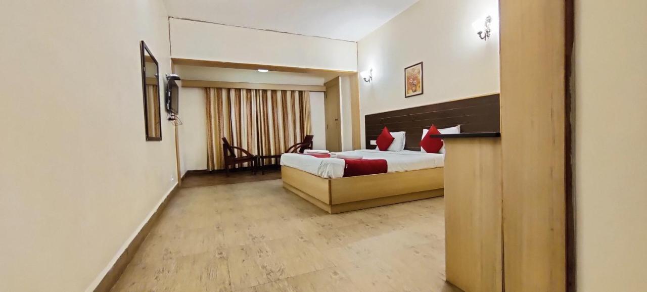 Hotel Sapphire Grand Ooty Exterior foto