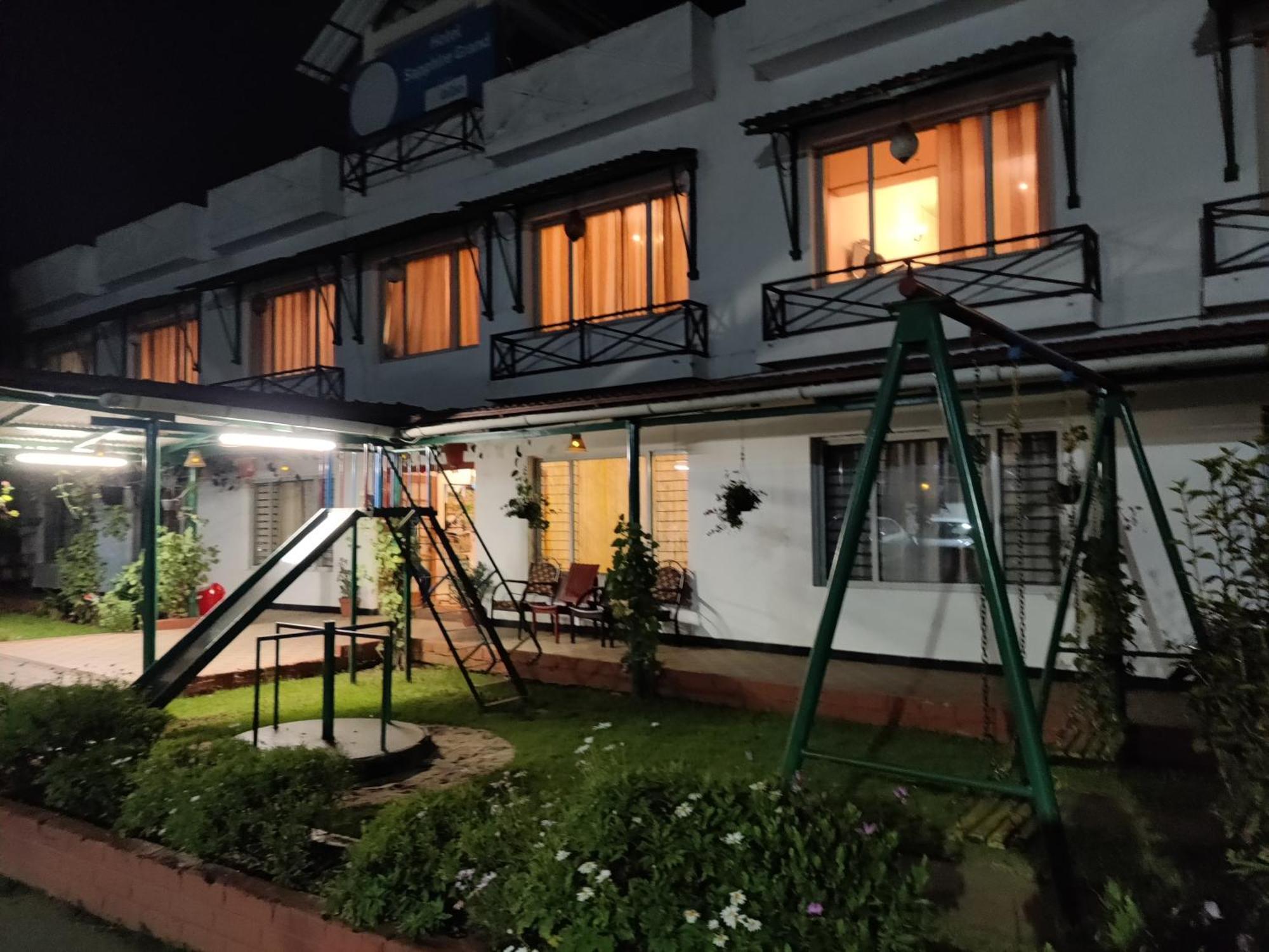 Hotel Sapphire Grand Ooty Exterior foto